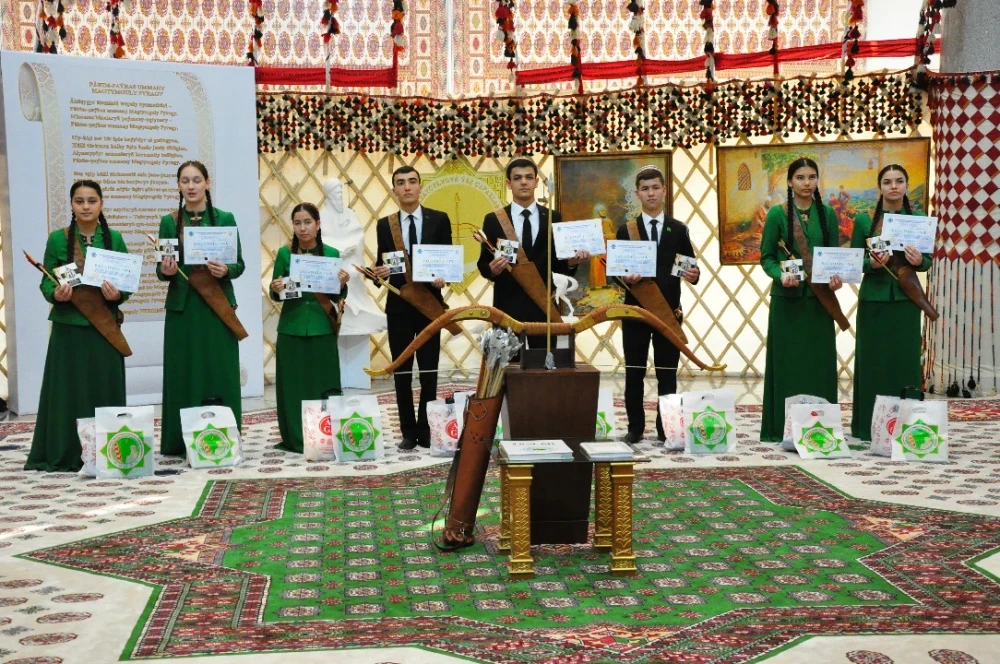 1ST AND 2ND SEMI-FINALS OF SEASON III OF THE «YOUNG MESSENGERS OF PEACE»